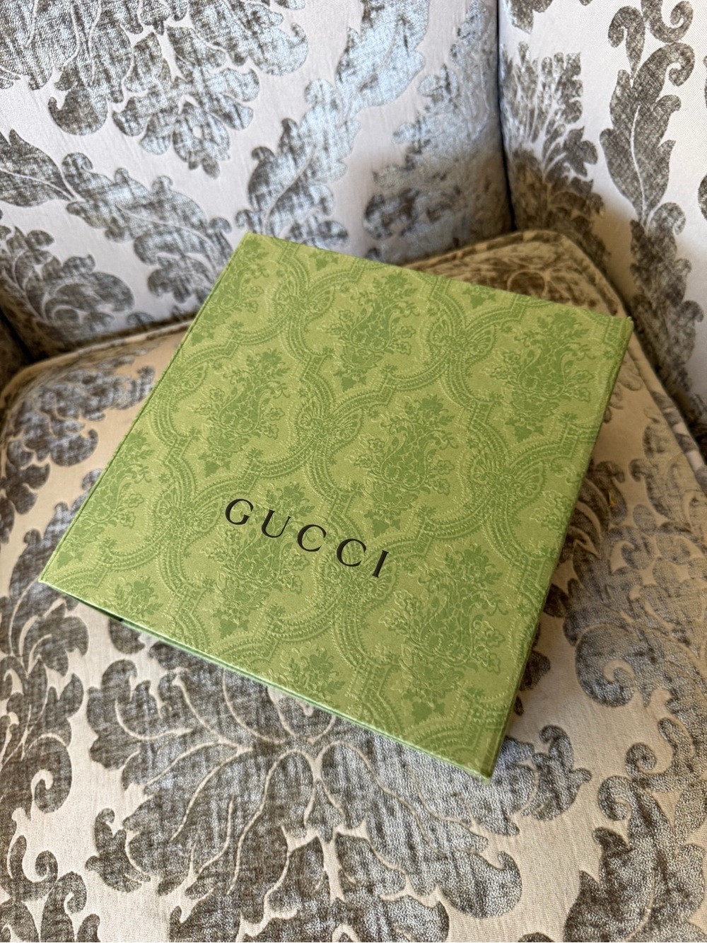 Gucci Light Green Patterned Box - Picture 10 of 11